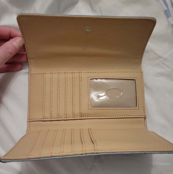 Blue Guess wallet - Picture 3 of 7